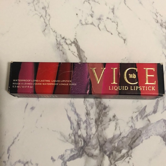Urban Decay VICE liquid Lipstick - Picture 5 of 8